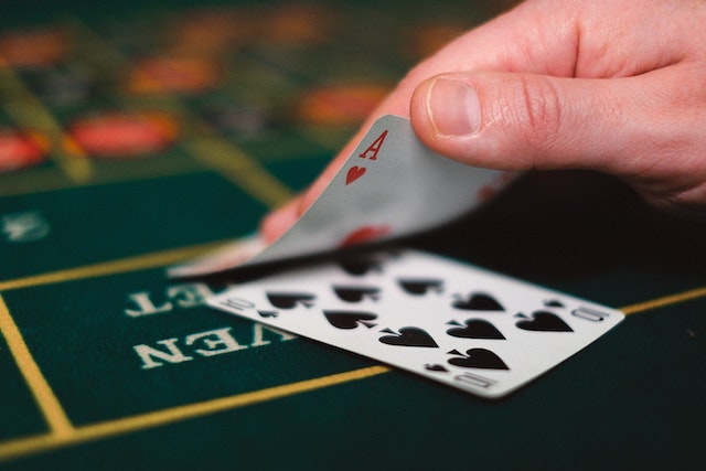 la guida per principianti su come giocare a blackjack